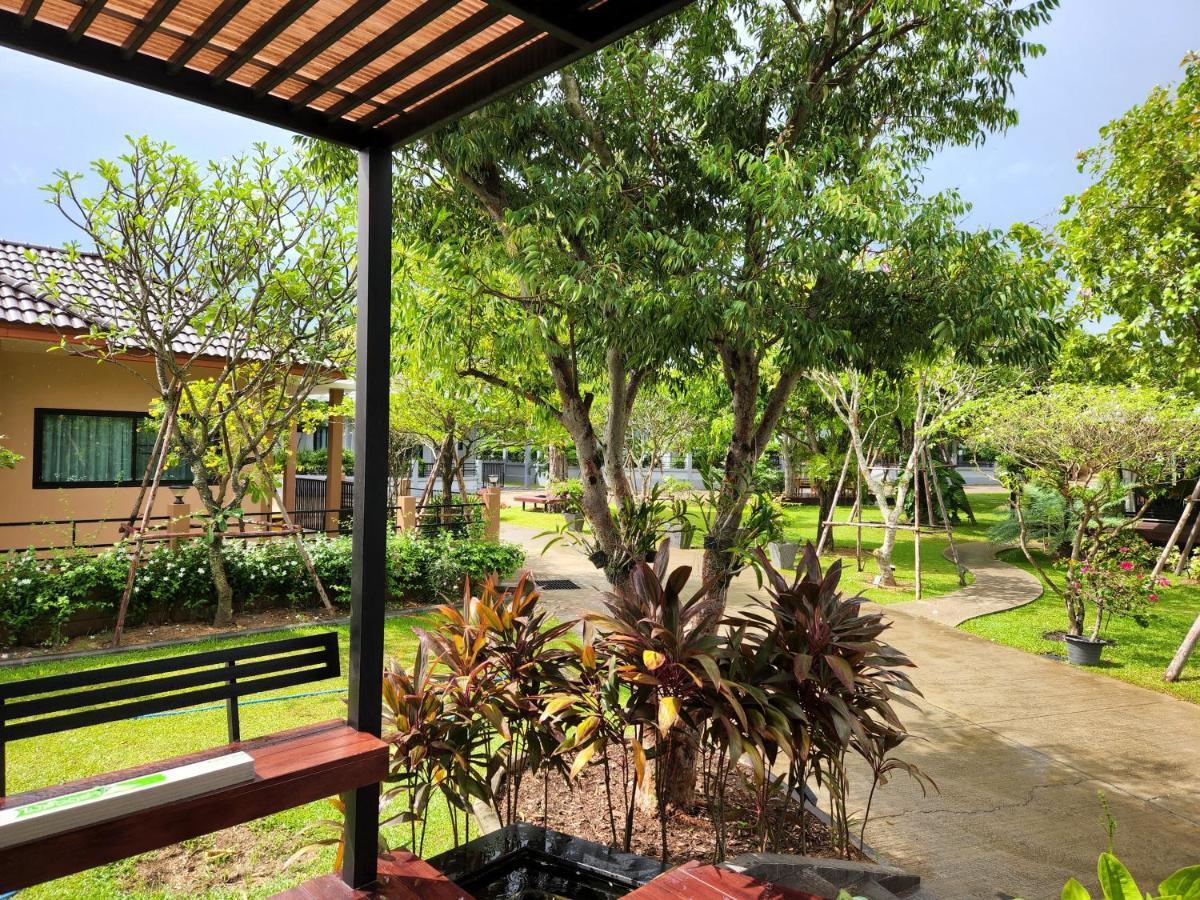 Baan Nern Khao Resort Pattaya Ban Huai Yai Esterno foto
